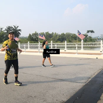 Runner Photo 6904827