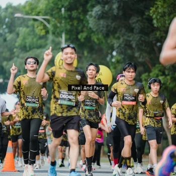 Runner Photo 6904832