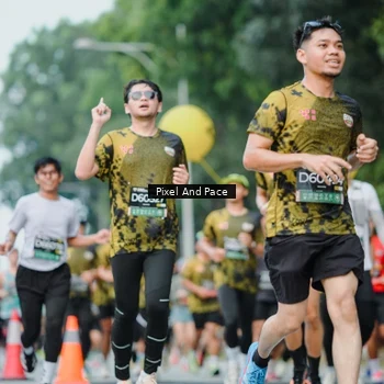 Runner Photo 6904835