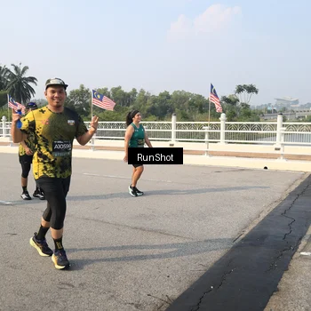 Runner Photo 6904837