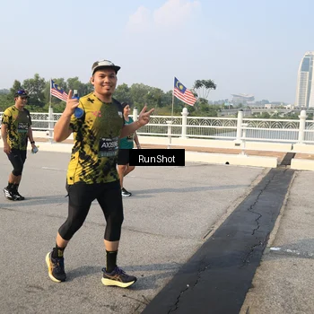 Runner Photo 6904838