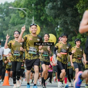 Runner Photo 6904841
