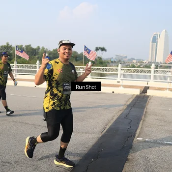 Runner Photo 6904844