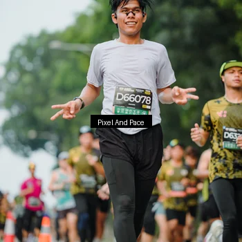 Runner Photo 6904845