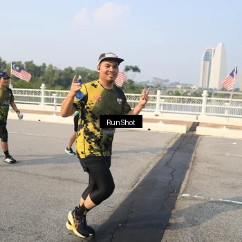 Runner Photo 6904858