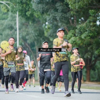 Runner Photo 6904871
