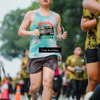 Runner Photo 6904874