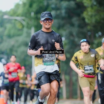 Runner Photo 6904962