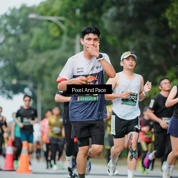 Runner Photo 6905026