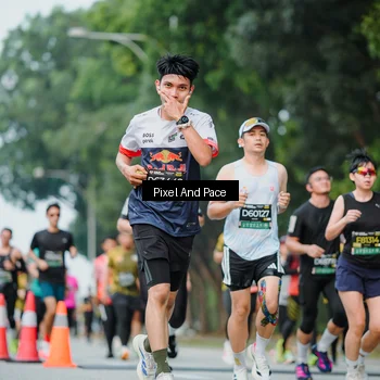Runner Photo 6905029