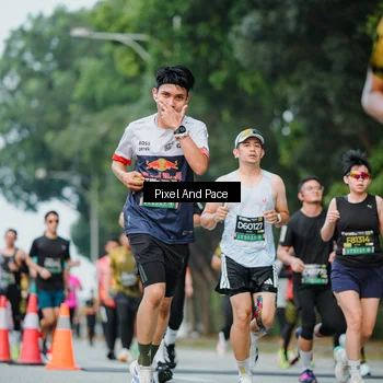 Runner Photo 6905054