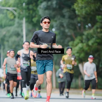 Runner Photo 6905069
