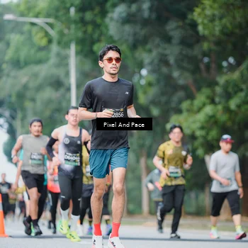 Runner Photo 6905084