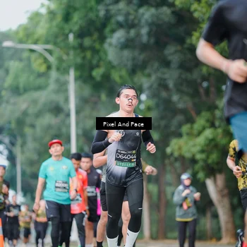 Runner Photo 6905086
