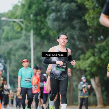 Runner Photo 6905097