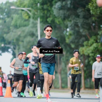 Runner Photo 6905098