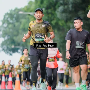 Runner Photo 6905114