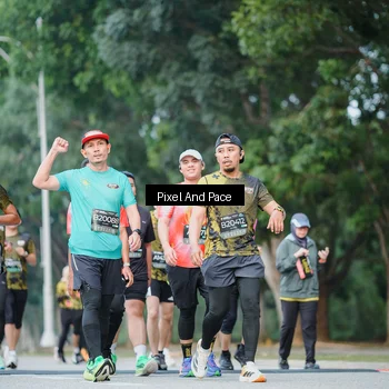 Runner Photo 6905121