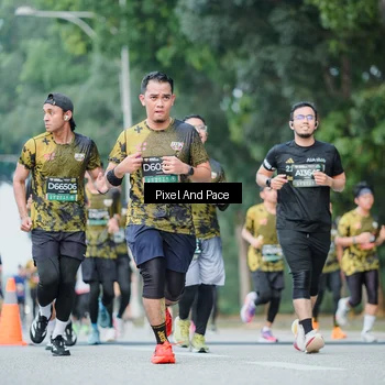 Runner Photo 6905167