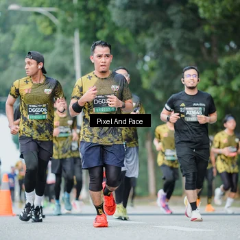 Runner Photo 6905169