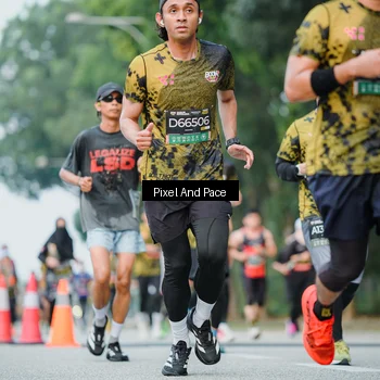 Runner Photo 6905181