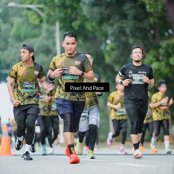 Runner Photo 6905182