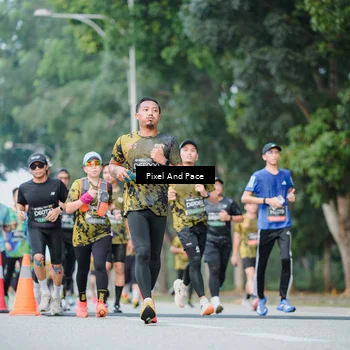 Runner Photo 6905251
