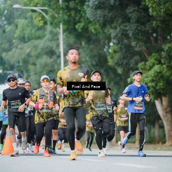 Runner Photo 6905253