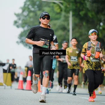 Runner Photo 6905292