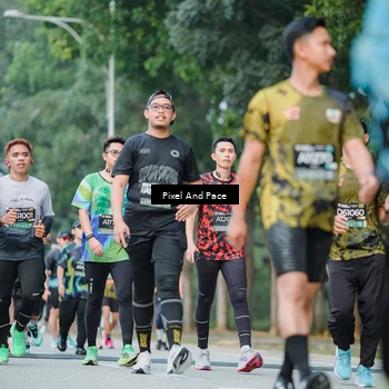 Runner Photo 6905301