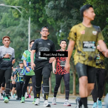 Runner Photo 6905304
