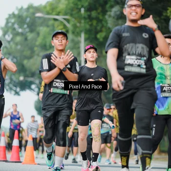 Runner Photo 6905359