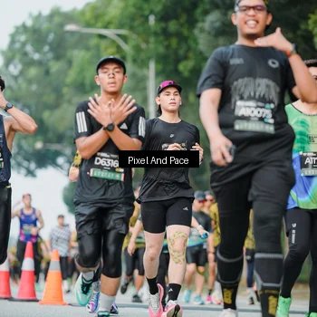 Runner Photo 6905370