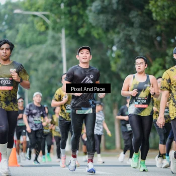 Runner Photo 6905398