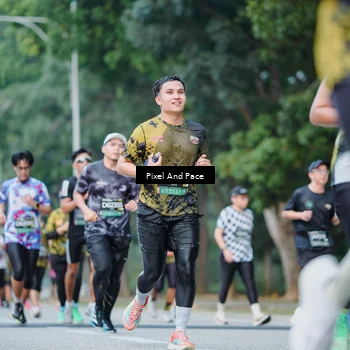 Runner Photo 6905414