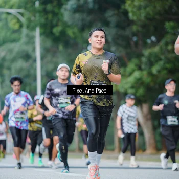 Runner Photo 6905417