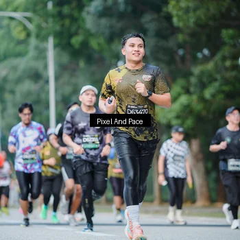 Runner Photo 6905428