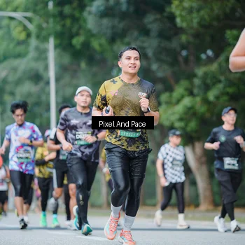 Runner Photo 6905440