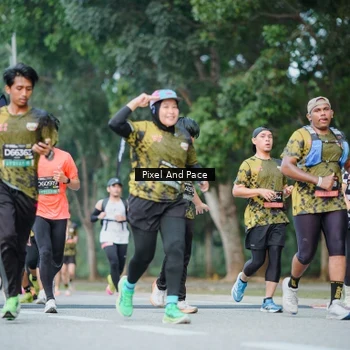 Runner Photo 6905467