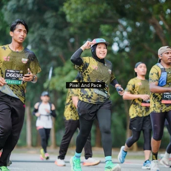 Runner Photo 6905486