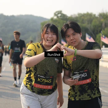 Runner Photo 6905560
