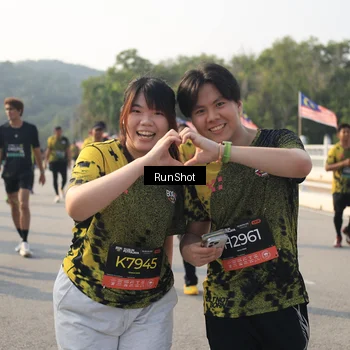 Runner Photo 6905564