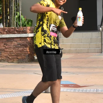 Runner Photo 6905654