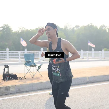 Runner Photo 6905893