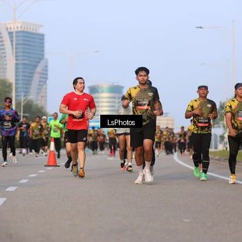 Runner Photo 6906147