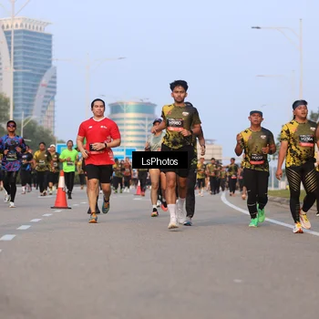 Runner Photo 6906155