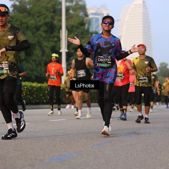 Runner Photo 6906183