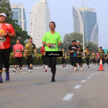Runner Photo 6906209