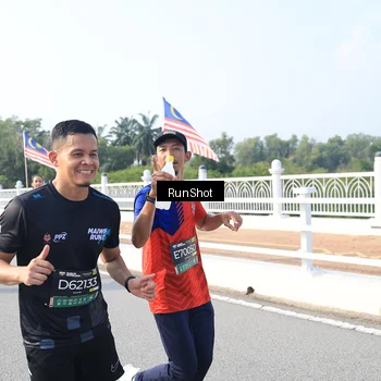Runner Photo 6906212