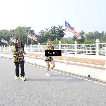 Runner Photo 6906226